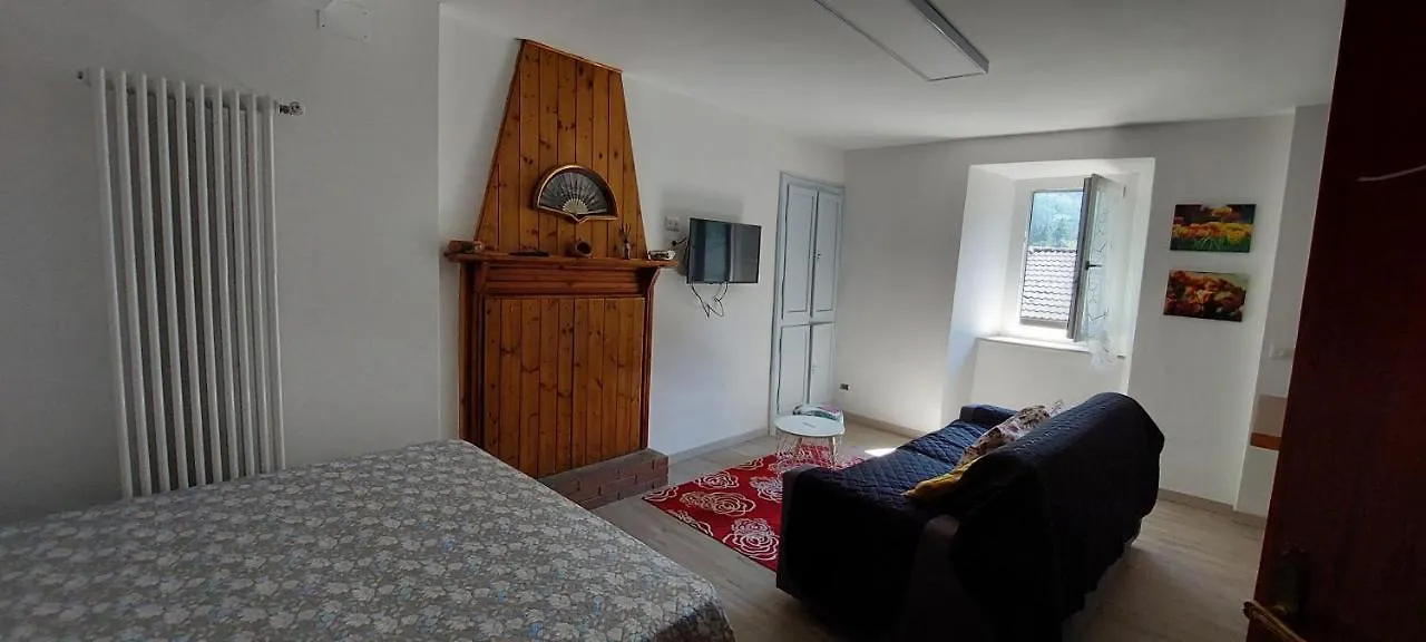 Holiday home Via Castello Appartamento Da Mary Montecreto